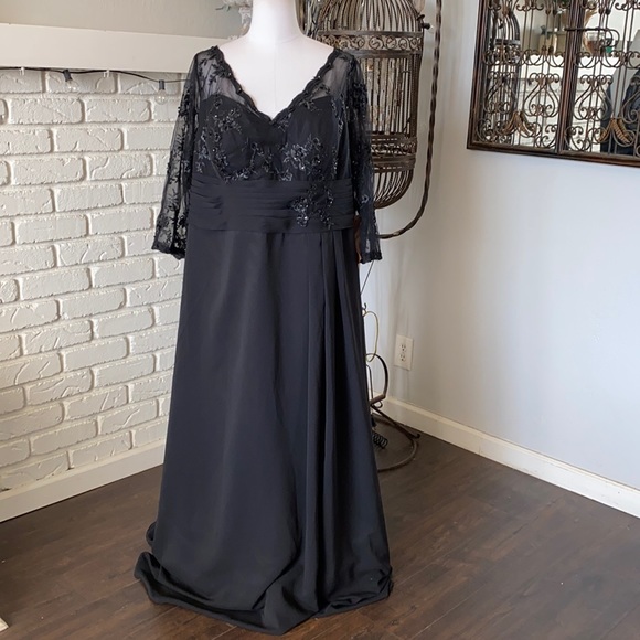 LIGHT IN THE BOX BLACK LACE 3/4 SLEEVE FORMAL EVENING DRESS 24W NEW - Picture 1 of 10